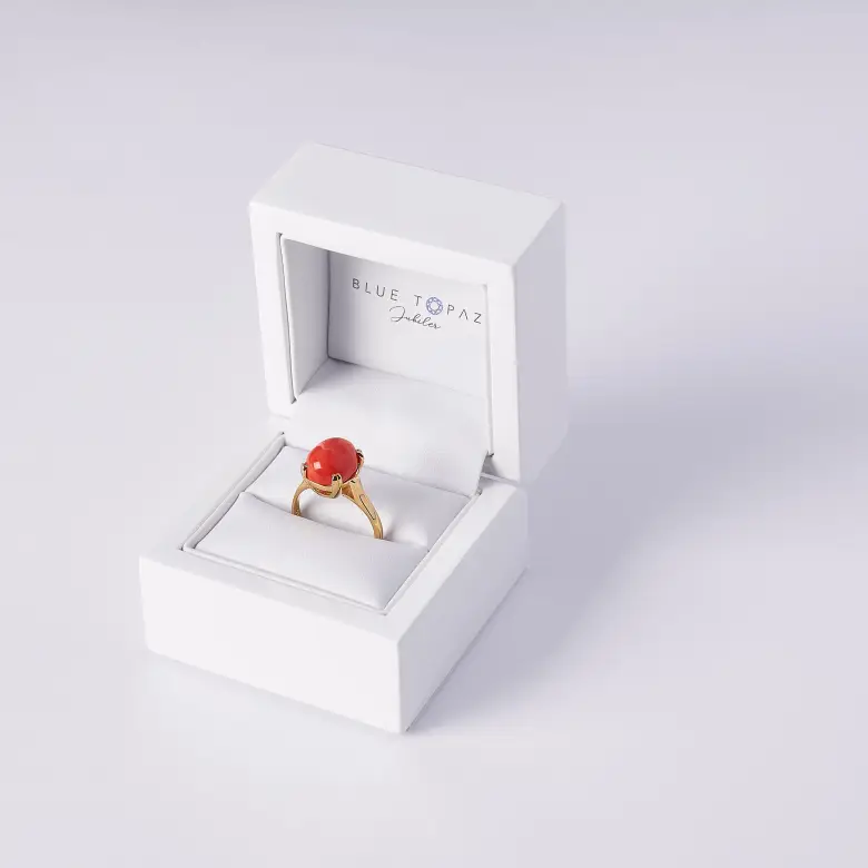 Złoty pierścionek z koralem naturalnym Złoty pierścionek z koralem naturalnym